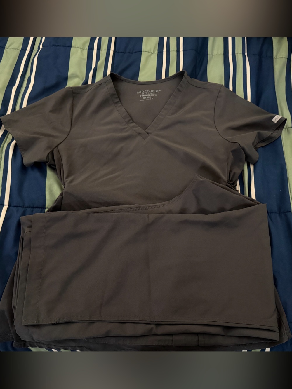Maternity Med Couture Women's V-Neck Scrub Top & Pants - Charcoal Gray